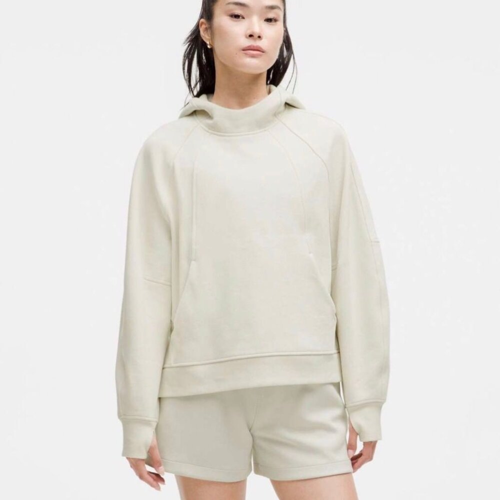 NWT Lululemon Scuba Oversized Side-Slit Hoodie Size XS/S in Bone